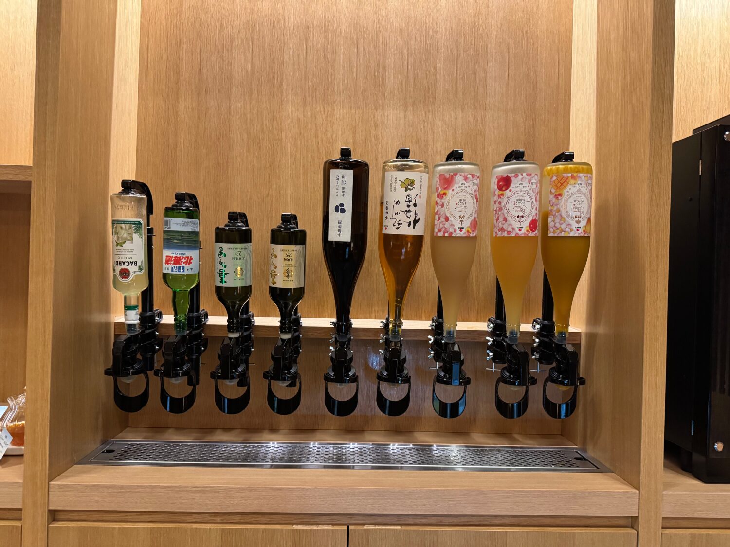 飲み放題①（日本酒・ワイン・ハイボールなど）